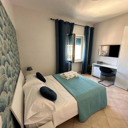 Maresmeraldo Holidays Sorrent Exterior foto
